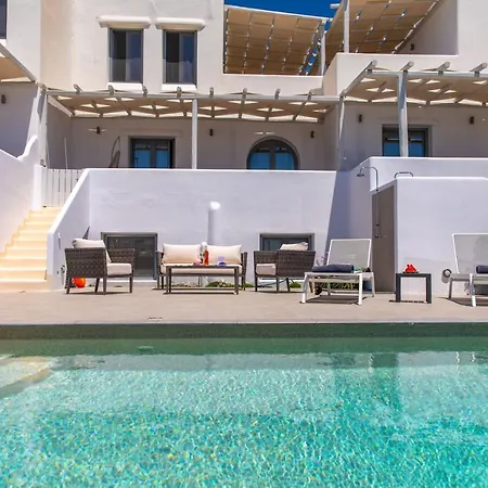Salinus Beachfront Private Pool Pláka