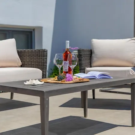 Salinus Beachfront Private Pool Pláka